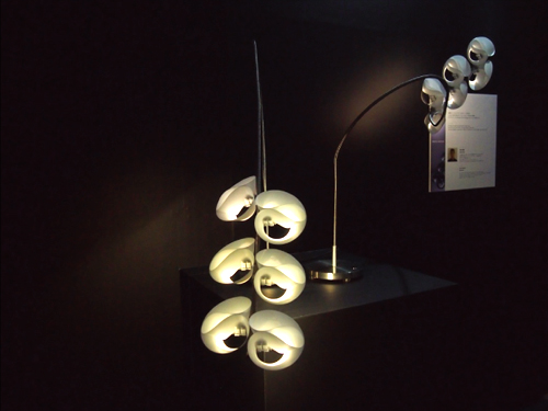 <b>展現日本傳統工藝之美-東京設計照明展專區</b><br>
模擬蝴蝶蘭的創意燈具設計-高田 皓樹