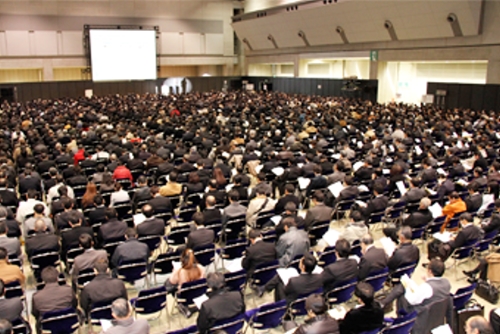 LIGHTING JAPAN 2012展會參觀氣氛熱烈、基調演講人數場場爆滿
