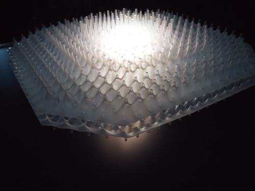 <b>次世代照明-OLED專區</b><br>
Lumiotec公司展示的特殊設計照明燈具