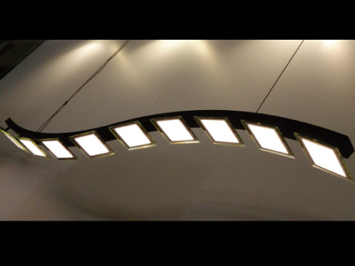 <b>次世代照明-OLED專區</b><br>
Panasonic公司展示的OLED燈片、燈具