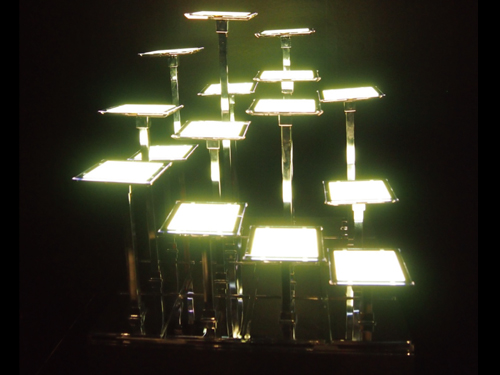 <b>次世代照明-OLED專區</b><br>
Philips展示之OLED燈具應用