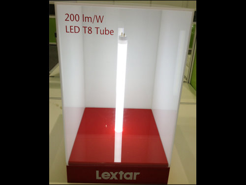 隆達電子得獎作品：200lm/W 高效率360度廣角封裝LED燈管