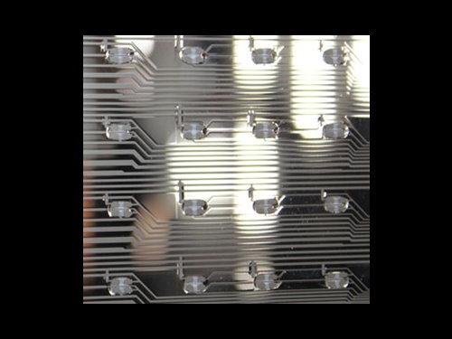 光磊科技展示玻璃基板之高透光度LED牆